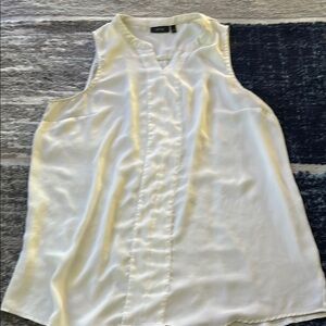 Elegant White Sleeveless Top